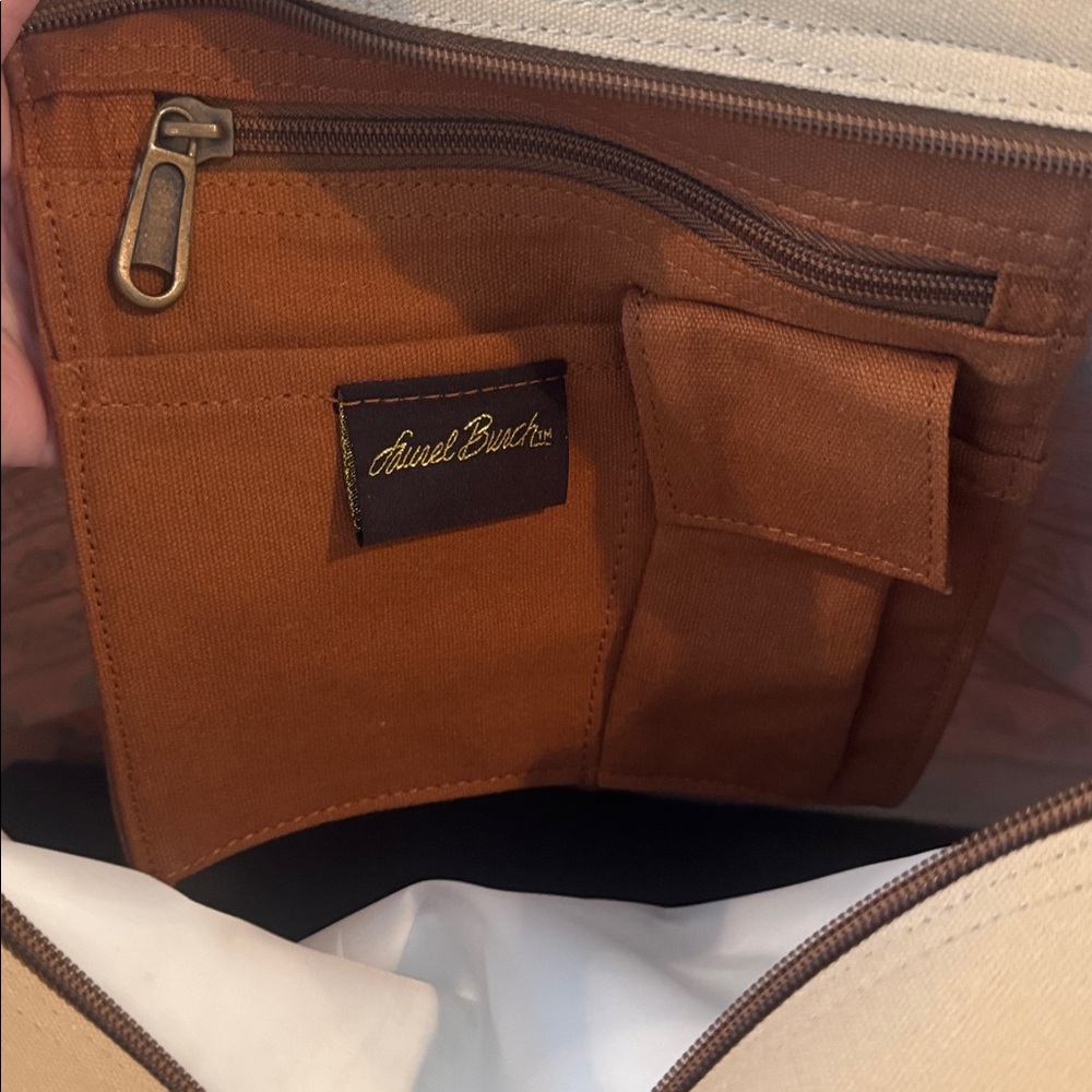 Laurel Burch NWT 🔥sale🔥Ancentral cats. Oversized bag - Picture 8 of 12